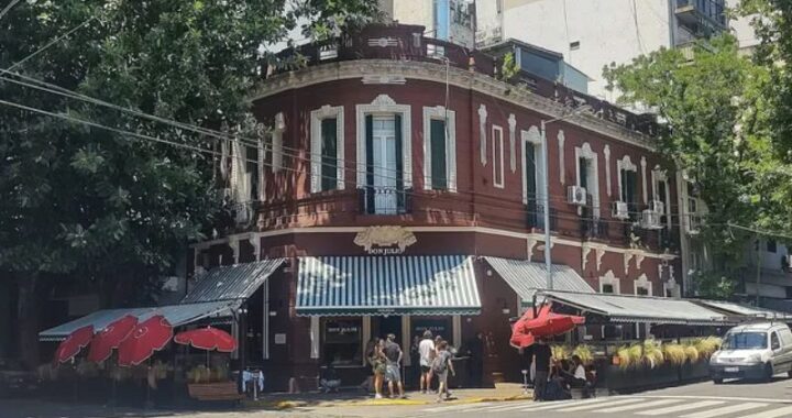 El reconocido restaurante argentino, Don Julio, ubicado en el barrio de Palermo es uno de los lugares mejor rankeados.