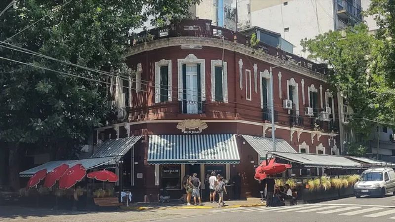 El reconocido restaurante argentino, Don Julio, ubicado en el barrio de Palermo es uno de los lugares mejor rankeados.