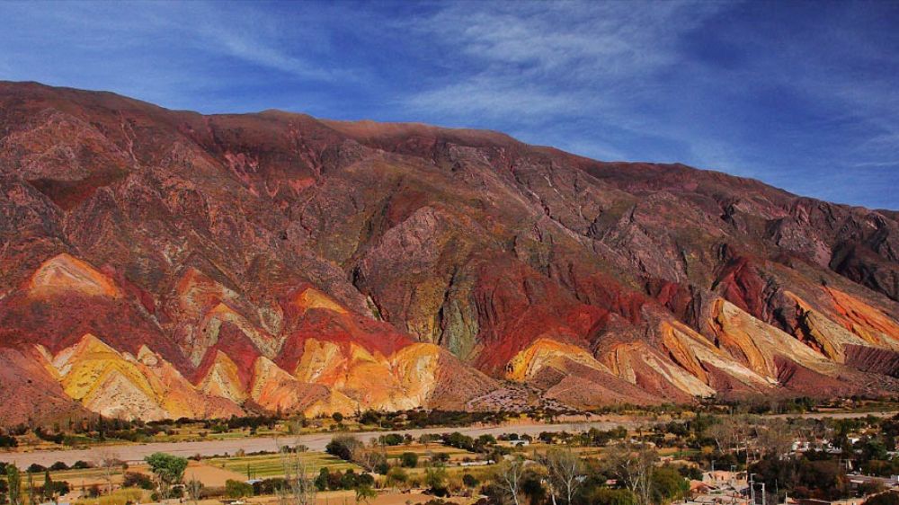 La Paleta del Pintor, uno de los paisajes más emblemáticos del norte argentino.